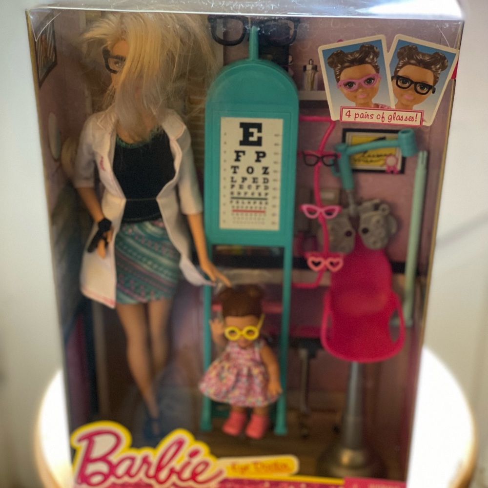 Barbie Careers Optometrist